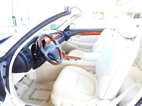 Used 2006 Lexus SC 430 Convertible image 56