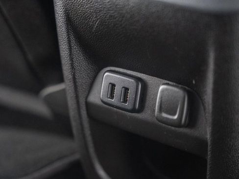 Used 2016 Chevrolet Colorado Z71 image 35