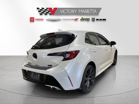 Used 2025 Toyota Corolla XSE FWD image 5