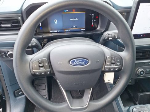 Used 2025 Ford Maverick XL image 10