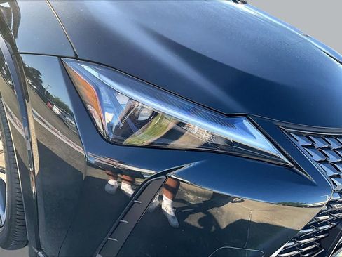 Certified 2025 Lexus UX 300h FWD w/ Accessory Package (Z1) image 25