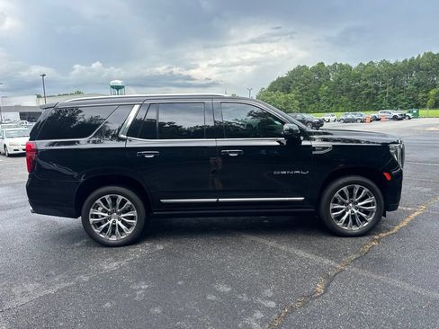 Used 2021 GMC Yukon Denali w/ Denali Premium Package AWD/4WD image 6