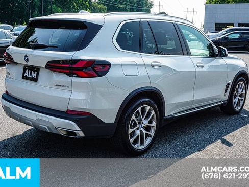 Used 2025 BMW X5 xDrive50e AWD/4WD image 5