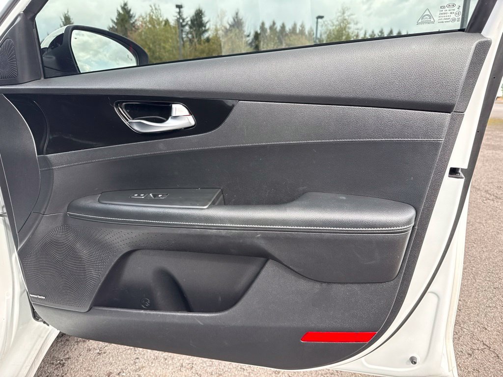 Used 2021 Kia Forte EX FWD image 25