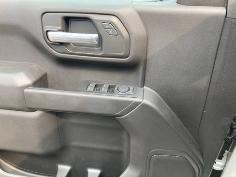 Used 2022 Chevrolet Silverado 1500 W/T w/ WT Value Package AWD/4WD image 18