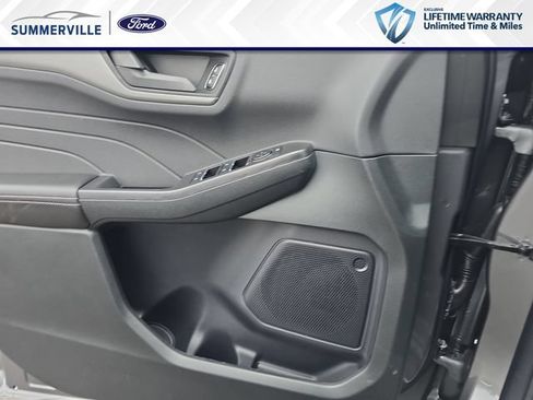 New 2026 Ford Escape Active FWD image 28