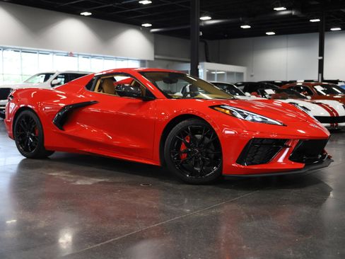 Used 2023 Chevrolet Corvette Stingray Premium Conv w/ 3LT RWD image 2