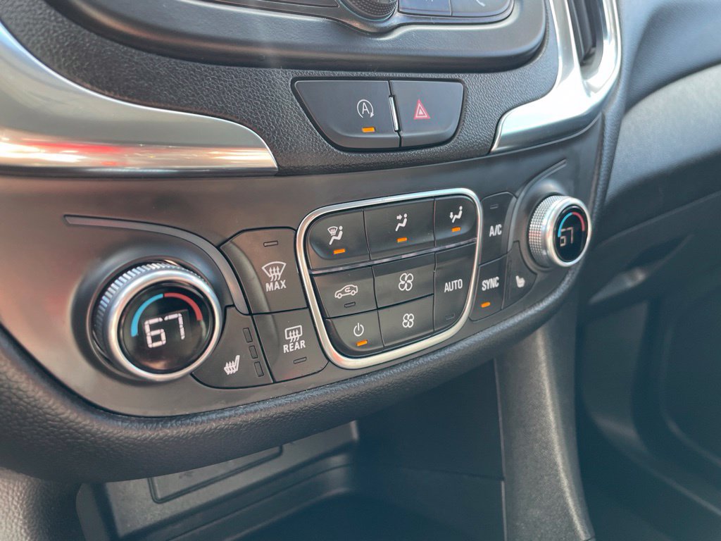 Used 2024 Chevrolet Equinox LT AWD/4WD image 35