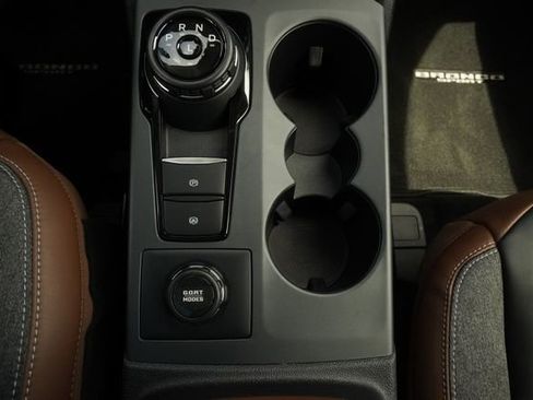 Used 2024 Ford Bronco Sport Outer Banks w/ Tech Package AWD/4WD image 17