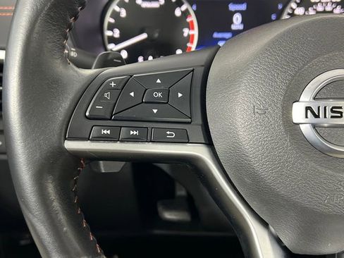 Used 2022 Nissan Altima 2.5 SR w/ Midnight Edition Package image 8