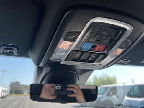 Used 2025 RAM 2500 Limited image 23