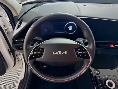 Used 2024 Kia Niro Wind w/ Wind Preserve Package image 15