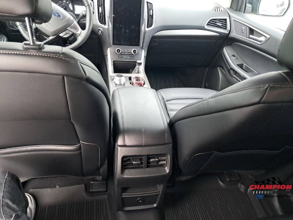 Used 2023 Ford Edge SEL AWD/4WD image 28