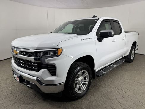 Used 2024 Chevrolet Silverado 1500 LT w/ Protection Package AWD/4WD image 3
