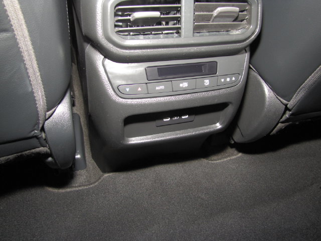 Certified 2024 Honda Pilot Touring image 39