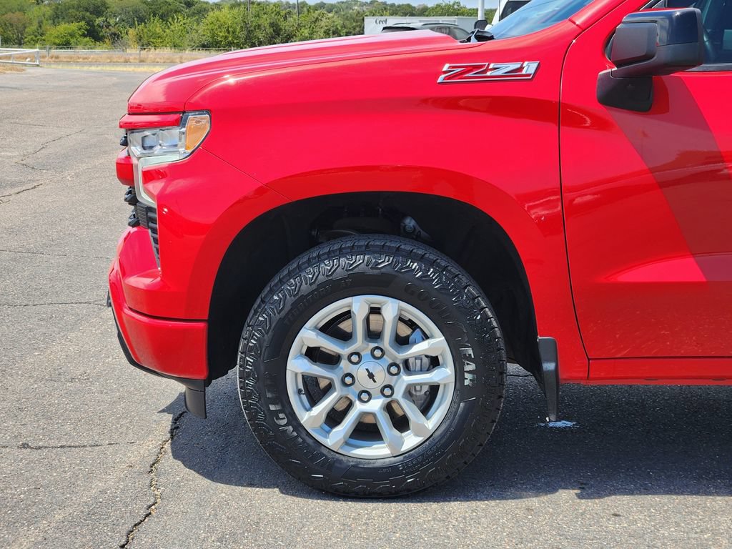 Used 2022 Chevrolet Silverado 1500 RST AWD/4WD image 8