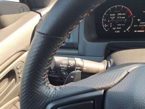 Used 2025 Honda Ridgeline TrailSport image 24