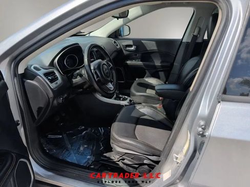 Used 2021 Jeep Compass Latitude FWD image 21