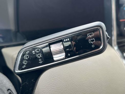 Used 2023 Lincoln Navigator L Reserve image 25