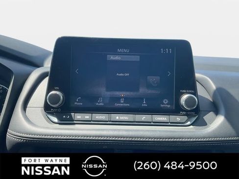 Used 2024 Nissan Rogue SV AWD/4WD image 15