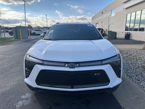 Used 2024 Chevrolet Blazer EV RS image 2