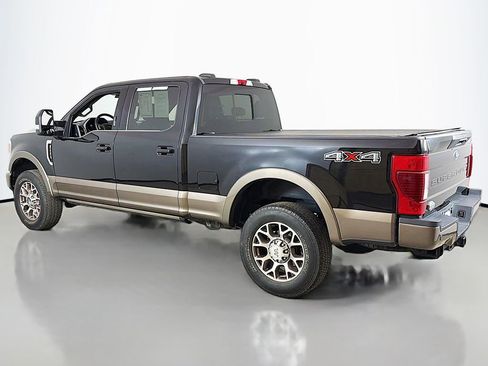 Used 2022 Ford F350 King Ranch image 10