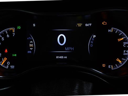 Used 2018 Jeep Grand Cherokee Overland AWD/4WD image 27