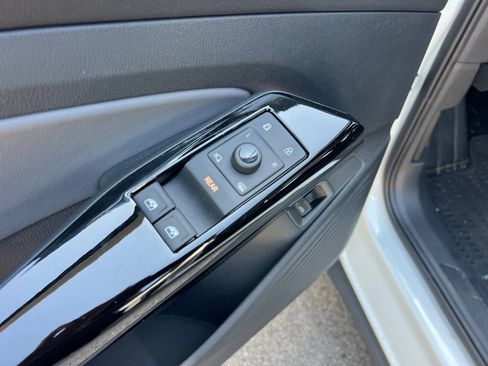 Used 2025 Volkswagen ID.4 Pro S Plus AWD/4WD image 30