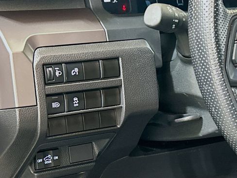 Used 2025 Toyota Tacoma SR5 RWD image 8