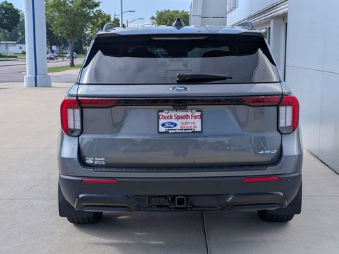 Used 2025 Ford Explorer ST-Line w/ Premium Package AWD/4WD image 6