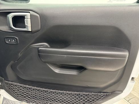 Used 2020 Jeep Wrangler Unlimited Sport image 13