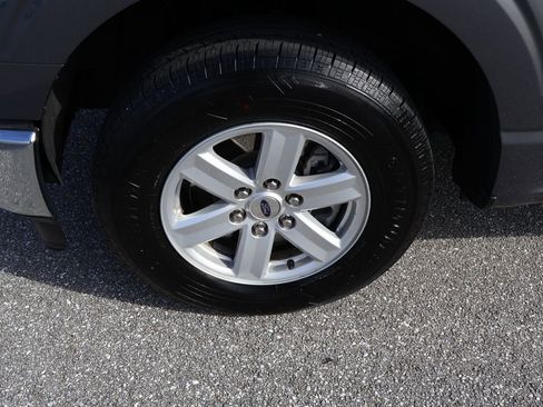 Used 2021 Ford F150 XLT image 4