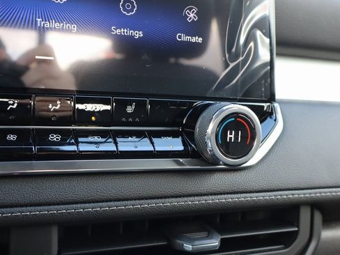 New 2026 Chevrolet Colorado LT w/ LT Convenience Package image 11