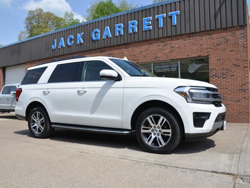 Used 2022 Ford Expedition XLT AWD/4WD image 61