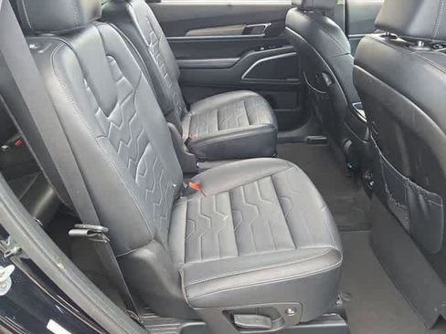 Used 2022 Kia Telluride SX w/ SX Prestige Package AWD/4WD image 21