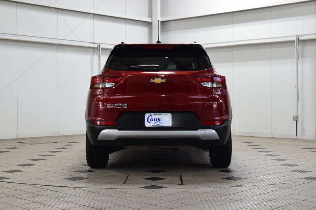 Used 2024 Chevrolet TrailBlazer LT w/ Convenience Package AWD/4WD image 7