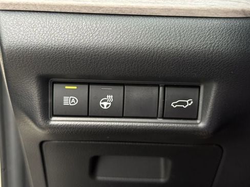 Used 2024 Toyota Grand Highlander Limited FWD image 23