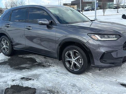 Used 2024 Honda HR-V EX-L image 2