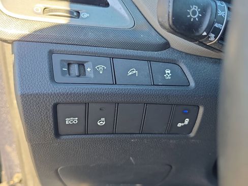 Used 2015 Hyundai Santa Fe Sport w/ Option Group 04 image 22