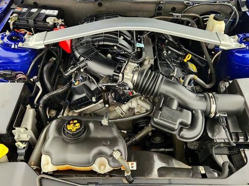 Used 2013 Ford Mustang Premium image 27