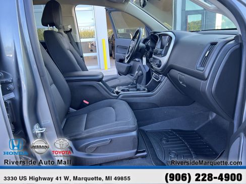 Used 2019 GMC Canyon SLE image 25