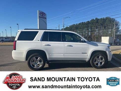 Used 2018 Chevrolet Tahoe LT image 2