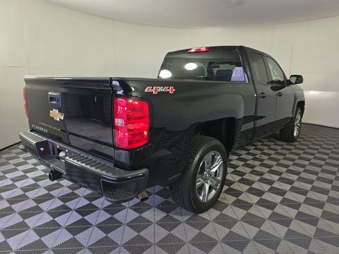 Used 2016 Chevrolet Silverado 1500 Custom w/ Custom Convenience Package image 6