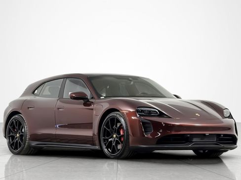 Used 2023 Porsche Taycan GTS AWD/4WD image 7