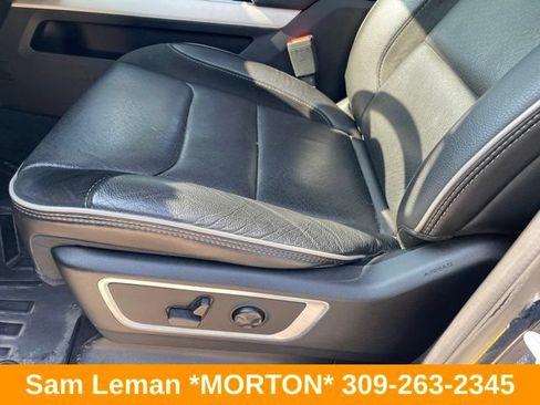 Used 2020 RAM 1500 Laramie AWD/4WD image 7