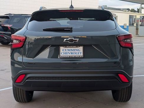 New 2026 Chevrolet Trax LT FWD image 9