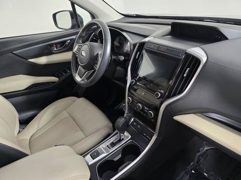 Used 2019 Subaru Ascent Premium image 10