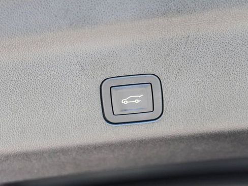 New 2026 Chevrolet Tahoe High Country AWD/4WD image 11