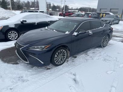 Used 2025 Lexus ES 350 Ultra Luxury w/ Accessory Package (Z1)