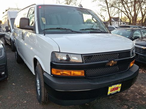 New 2025 Chevrolet Express 2500 image 2